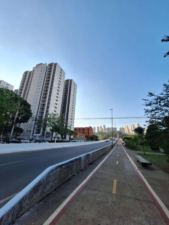 Ponte Laguna, Pq Burle Marx, Apto 1 Dorm E Varanda Apartamento